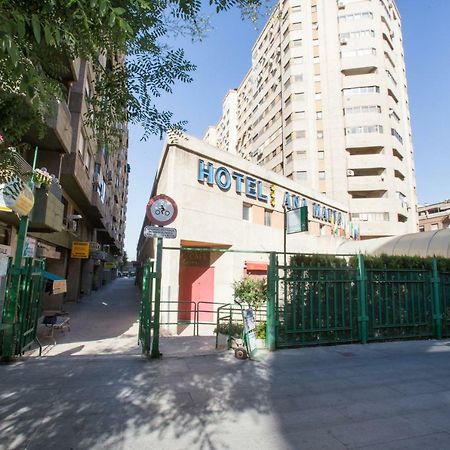 Center Deluxe Apartman Granada Kültér fotó